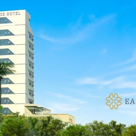 Ease Hotel Mandalay Exterior foto